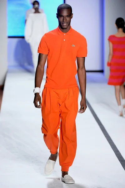 Look 4